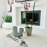 Kyra's Flat Апартаменты Скиатос