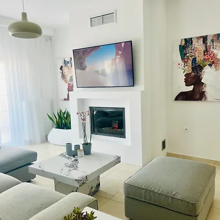 Kyra's Flat